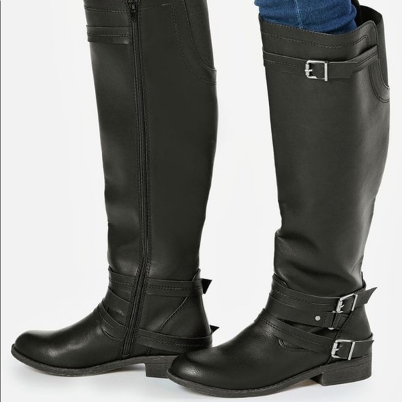 Just Fab Boots - Picture 7 of 8